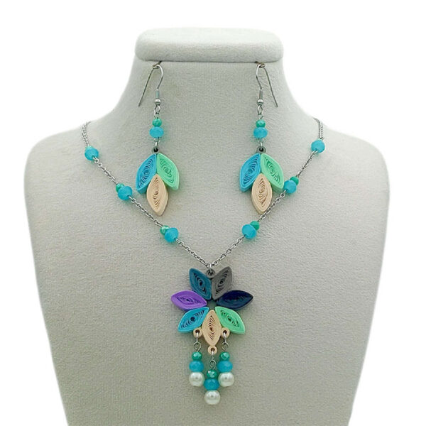 Handgefertigtes Stahl-Schmuckset für Damen Modell Blume