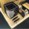 Holz-Schreibtischablage mit geometrischem Muster