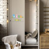 Baby-Wandsticker aus Holz mit Dinosaurier-Design für das Kinderzimmer