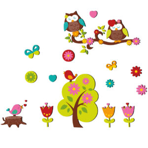 Baby-Wandsticker aus Holz mit liebevollen Eulen für das Kinderzimmer