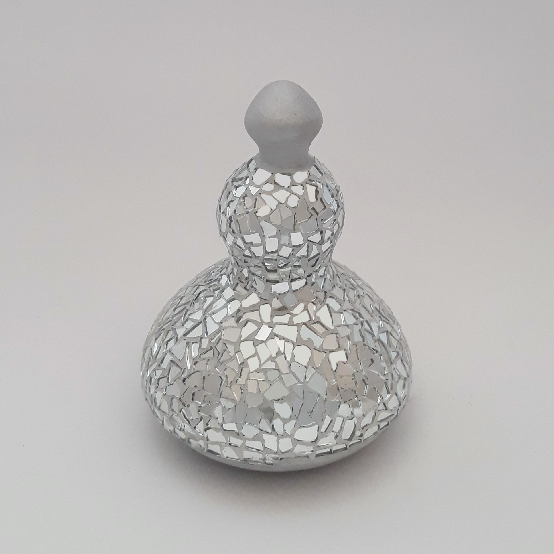 Dekorativer Töpferkrug Handgefertigt mit Spiegelmosaik-Design und Deckel