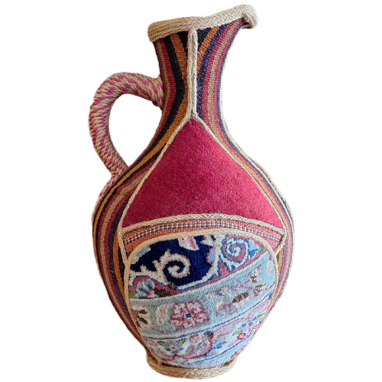 Dekorativer Töpferkrug mit Persischem Traditionellen Kilim & Teppich Design