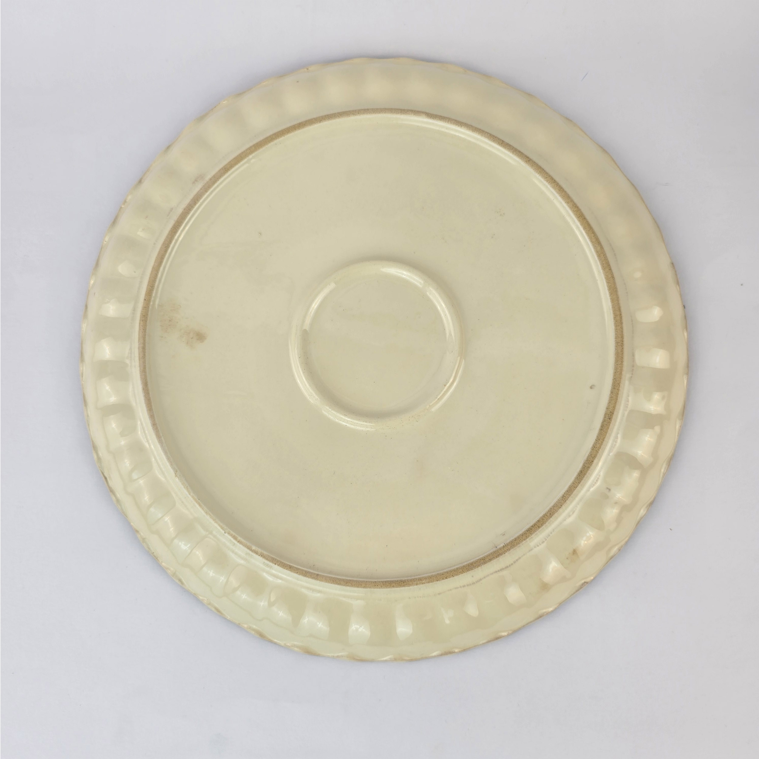 Dekoratives Keramiktablett mit künstlerischem Design, handgefertigt und handbemalt