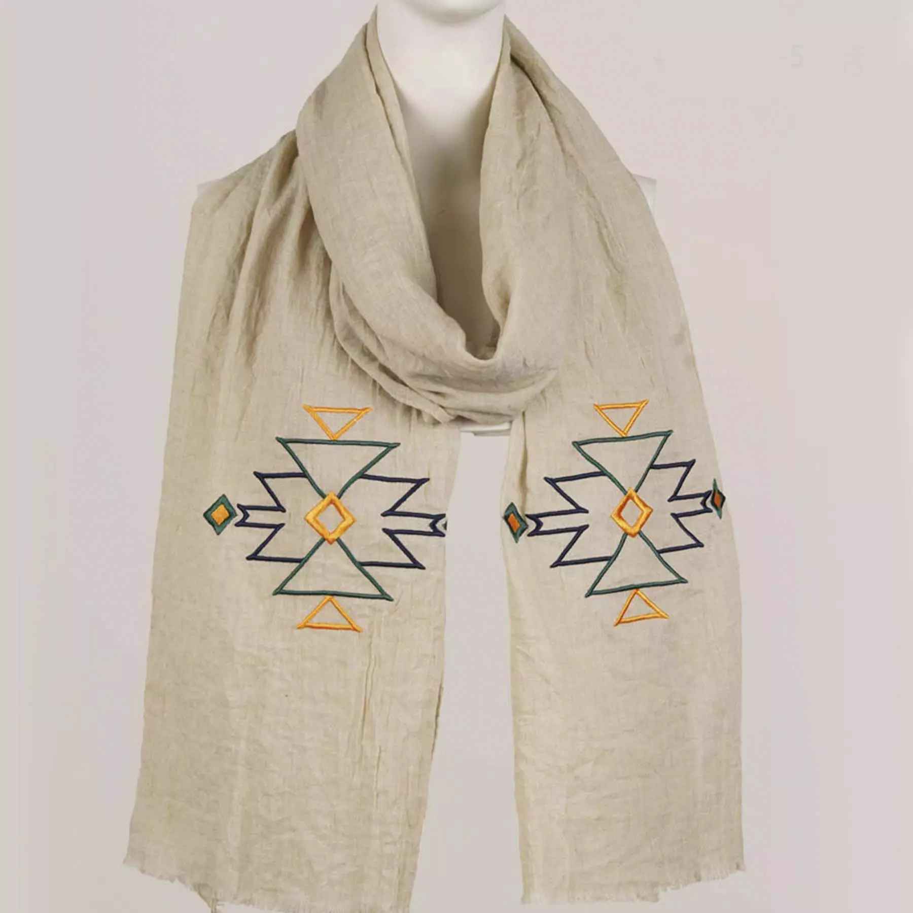 Bestickter Hanf-Schal für Frauen Modell Einseitig