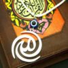 Islamischer Rückspiegelanhänger für Autos verziert mit Allah-Kalligrafie