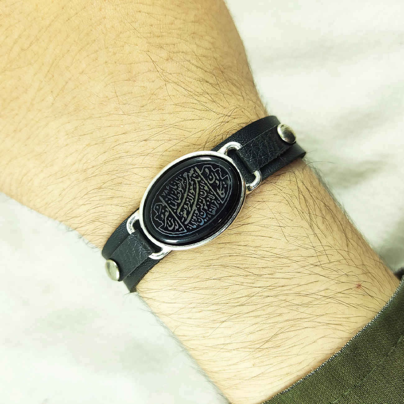 Islamisches Lederarmband mit Achatstein für Männer im Wan Yakad Design