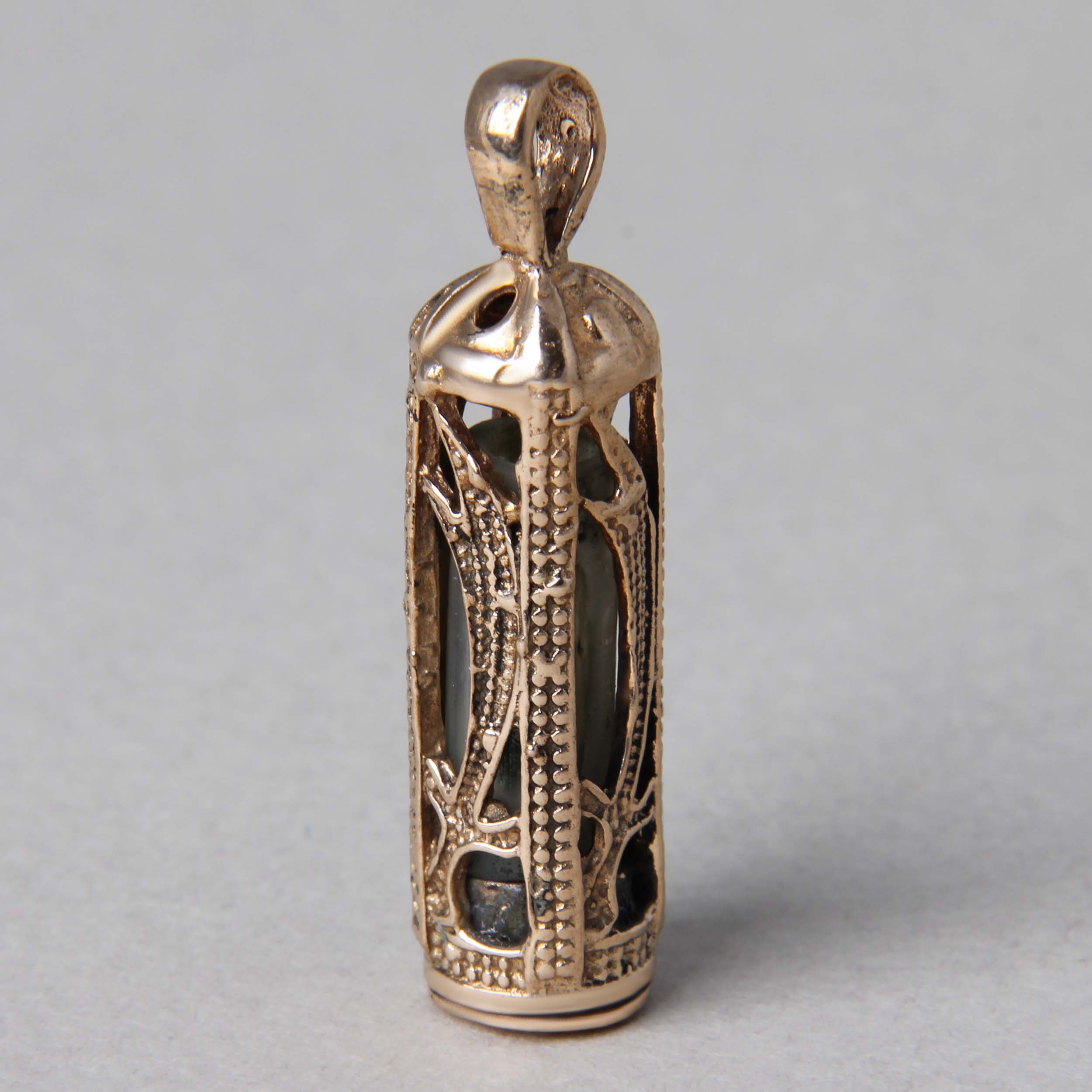 Islamisches Anhänger für Schia mit Hirz von Imam Jawad Stahl