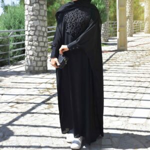 Locker geschnittene Abaya für Muslimische Frauen in Schwarz