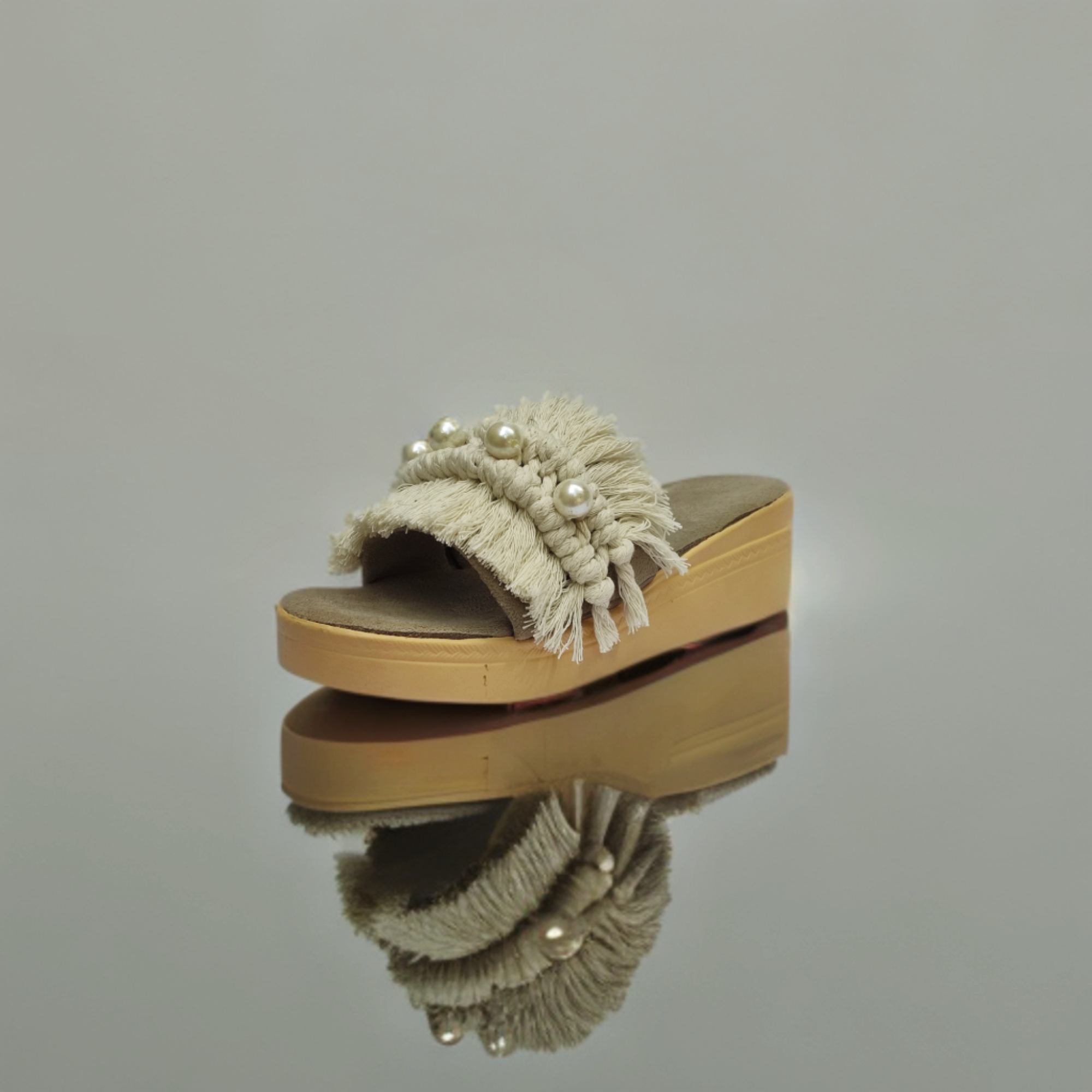 Macrame Keil-Slippers für Damen Modell Boho