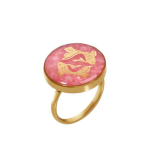 Stahl-Signet-Ring mit pinkem Jade Edelstein, harzüberzogen und vergoldet, Fisch-Symbol