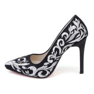Pumps für Damen mit gesticktem Design