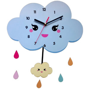 Holzwanduhr für Kinderzimmer mit Design “Glückliche Wolke”