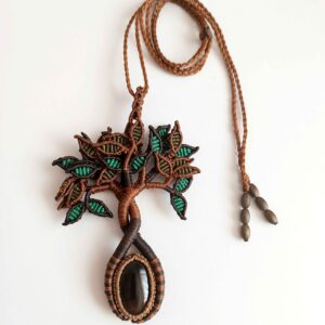 Künstlerisches Macrame-Halsband – Handgemacht im Baum des Lebens-Modell