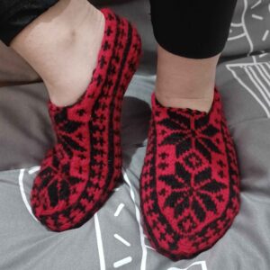 Häkelslippers Giveh für Damen mit traditionellem Design Handgewebt