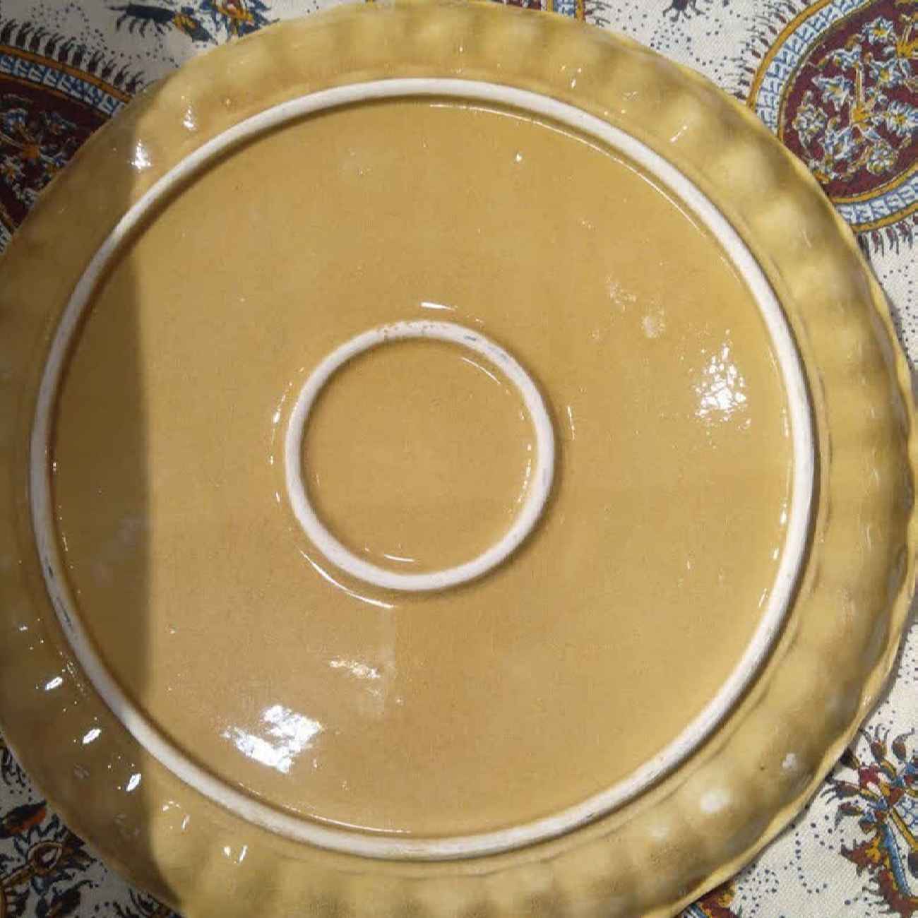 Dekoratives Keramiktablett im Vogel- und Blumendesign, handgefertigt und handbemalt