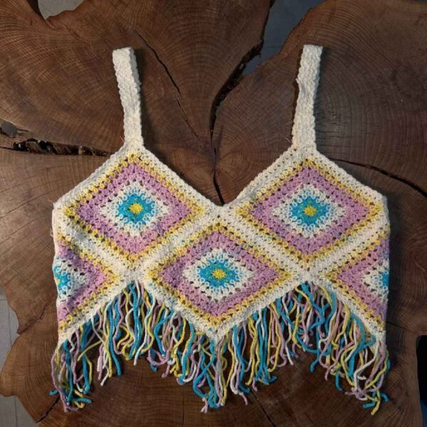 Händergefertigtes Häkeltop für Damen Modell Diamant