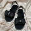 Offene Zehen flache Freizeitsandalen für Damen, Modell Schleife