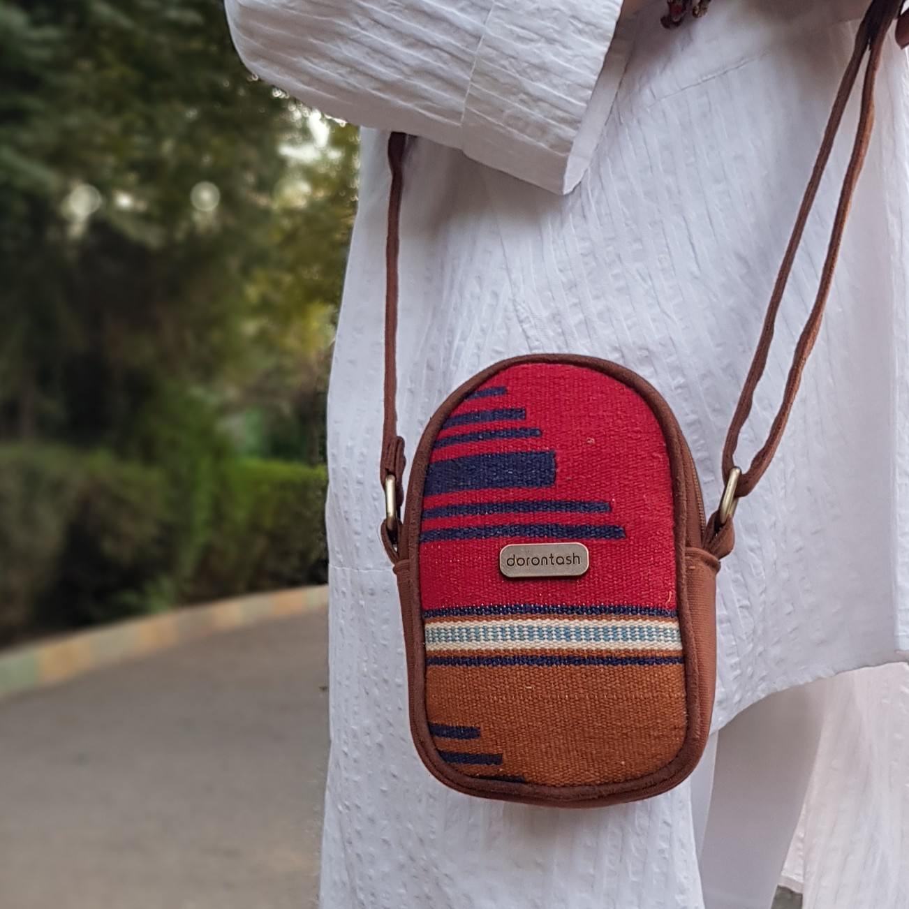 Kilim Schultertasche mit authentischem ethnischem Design