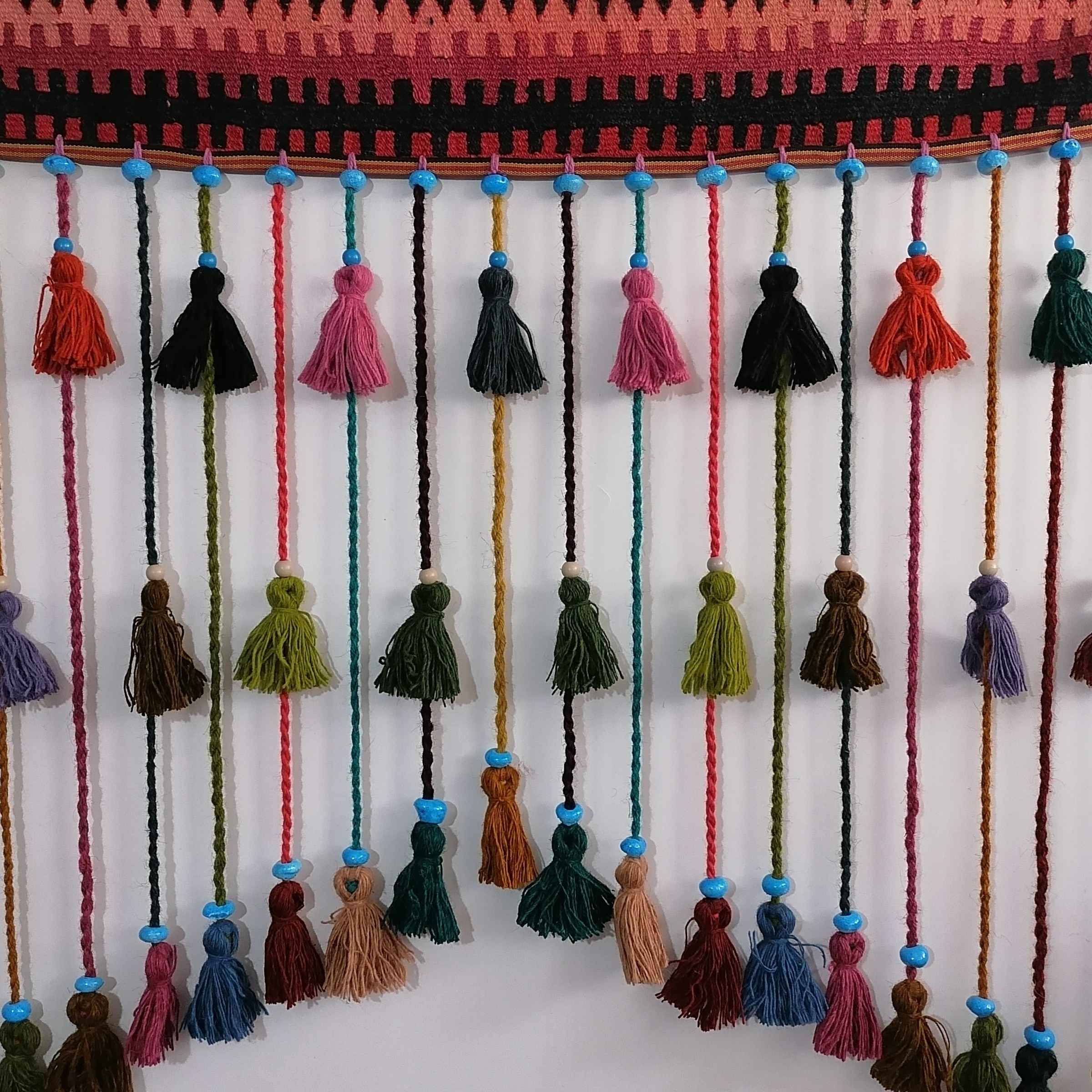 Persischer Kilim-Quasten-Wandbehang Traditionell Handgefertigt Modell Vorhang
