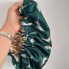 Seiden-Satin Schlafmütze Luxus Nachtmütze für Damen mit Feder-Motiven