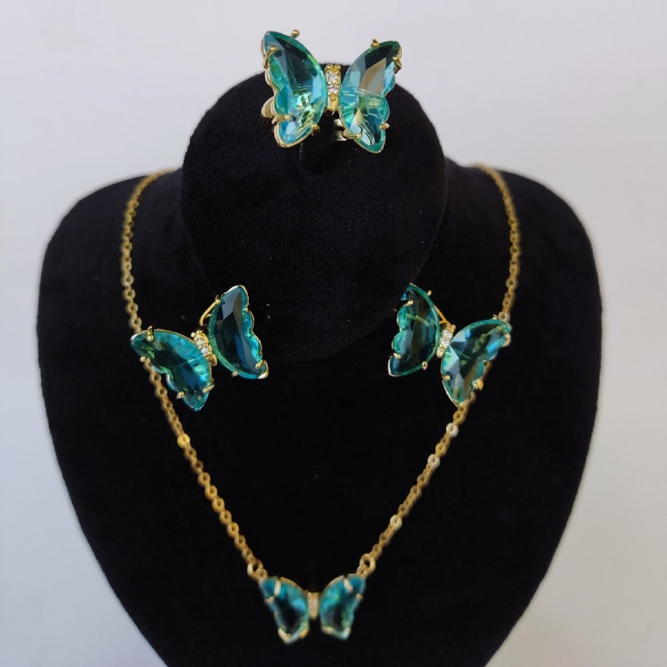 Stahl-Schmuckset für Damen mit Schmetterlingsdesign