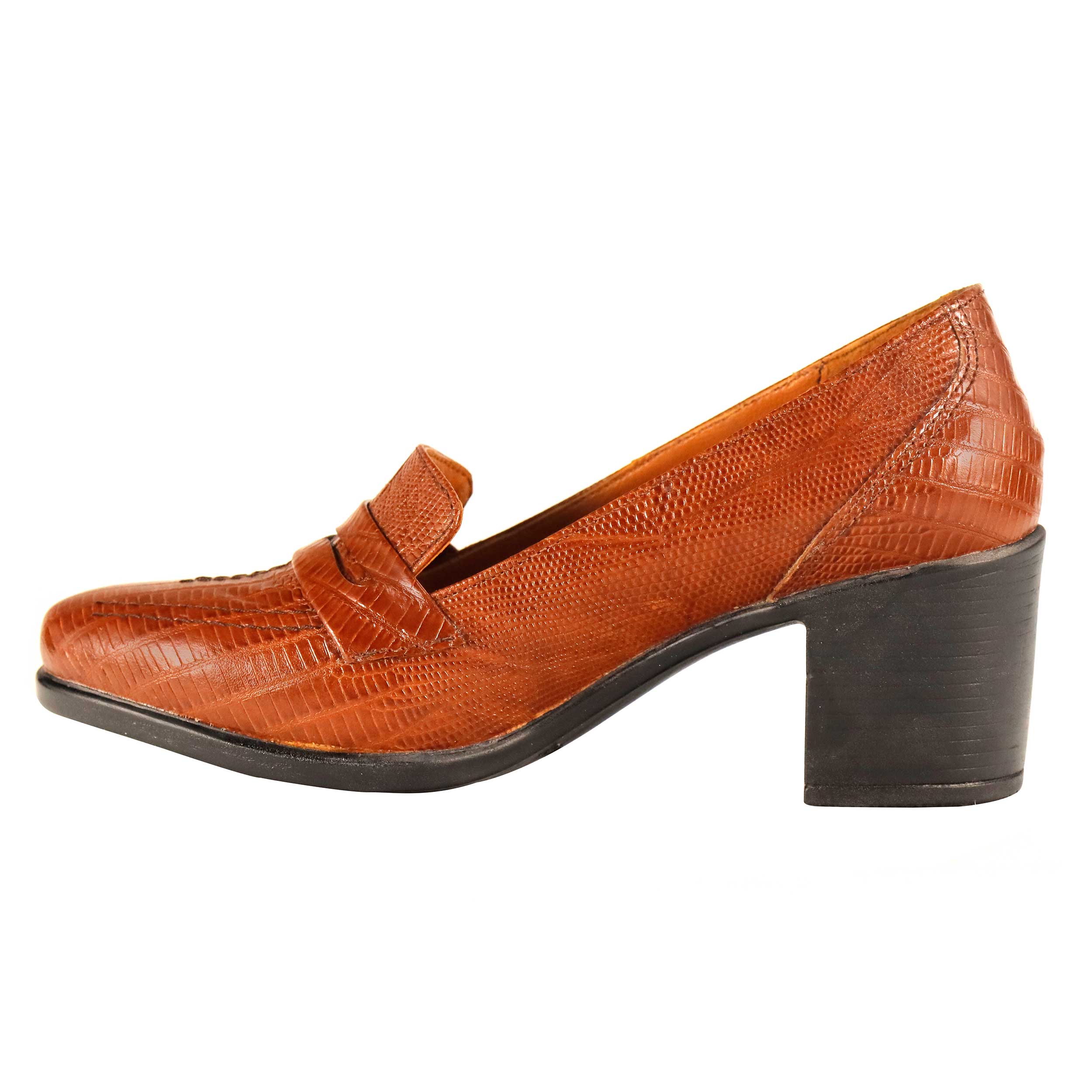 Damenschuhe aus natürlichem Leder mit hohen Absätzen für das Büro