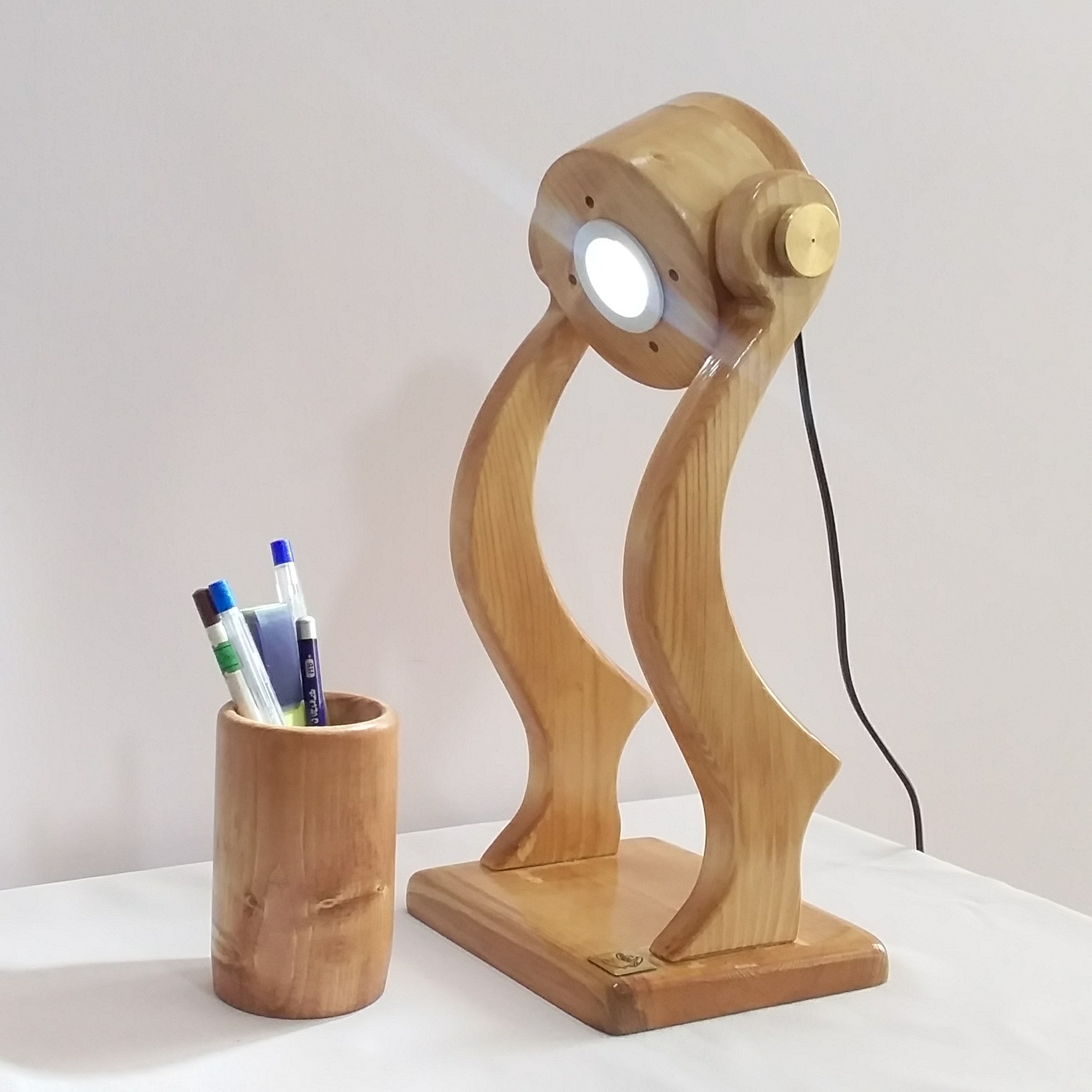 Verstellbare Holz Schreibtisch Leselampe mit Stifhalter