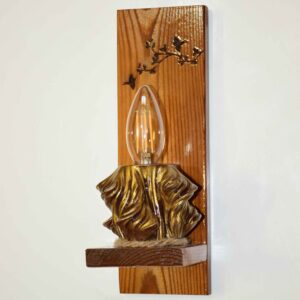 Holz Wandleuchte mit Floral Schnitzerei Design