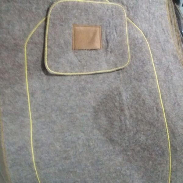 Handgefertigte Gebetsmatte aus Wollfilz – Natürlich und Ideal zur Linderung von Bein- und Knieschmerzen