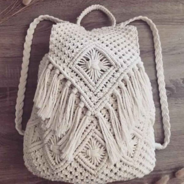Boho Macramé Rucksack - Handgefertigt für Frauen Modell Tassel