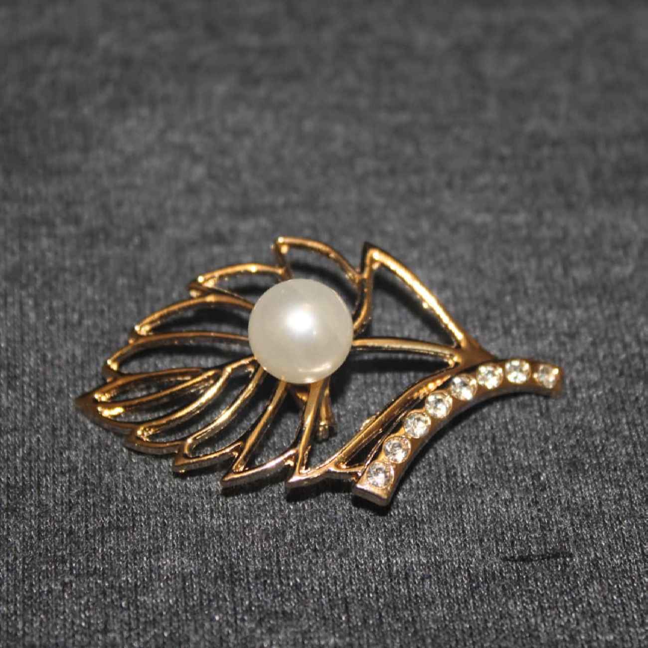 Broschen-Nadel Metall mit Blatt-Design