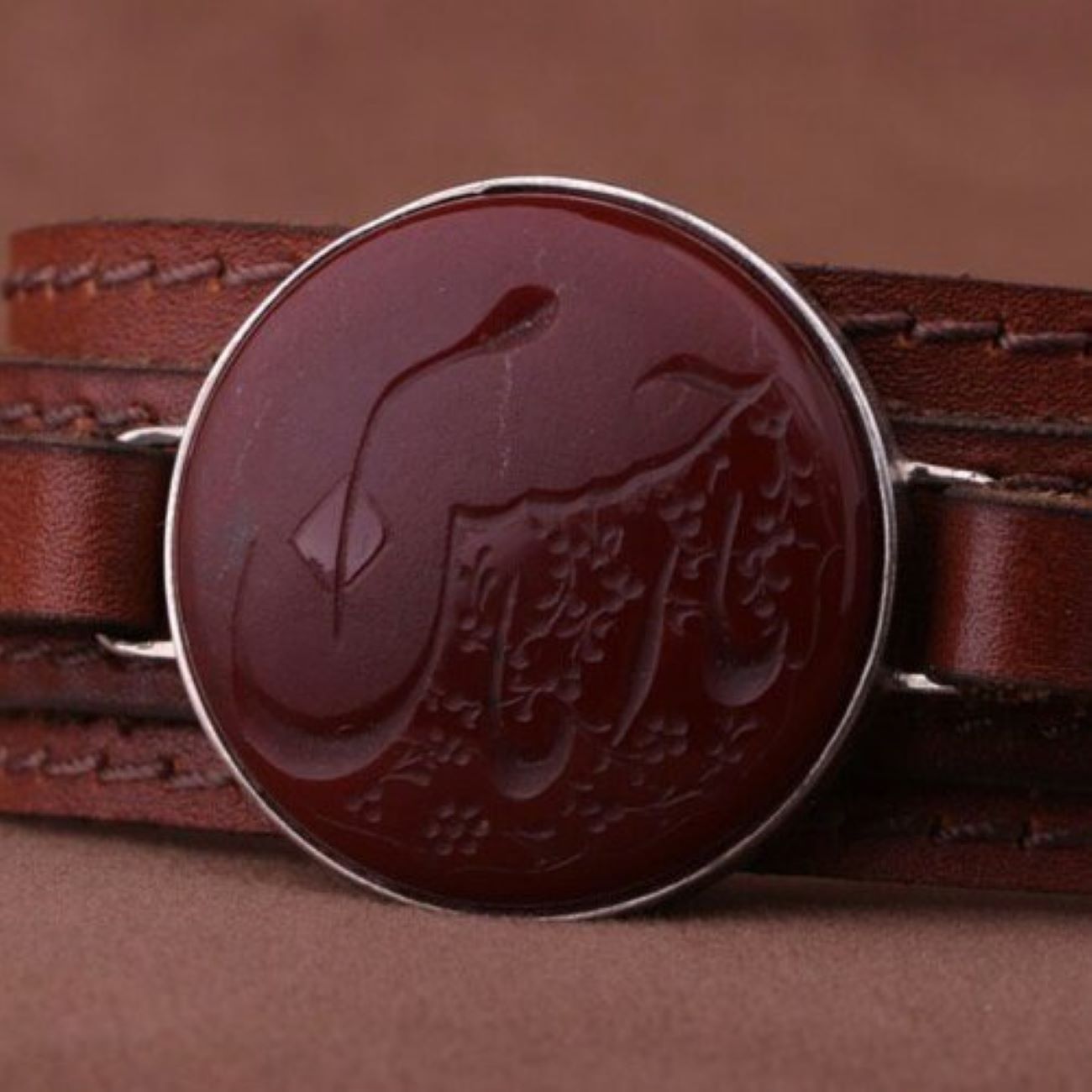 Islamisches Lederarmband mit authentischem Achatstein im Silberrahmen