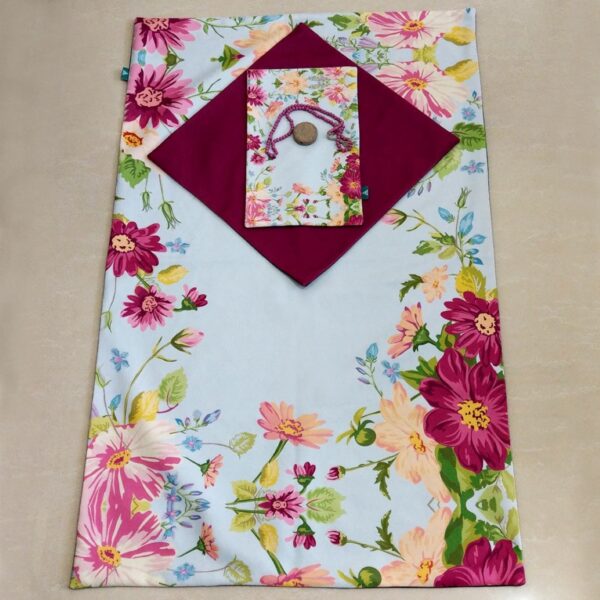 Islamische dünne Gebetsmatte aus Samt Janamaz Sajadah mit Blumendesign