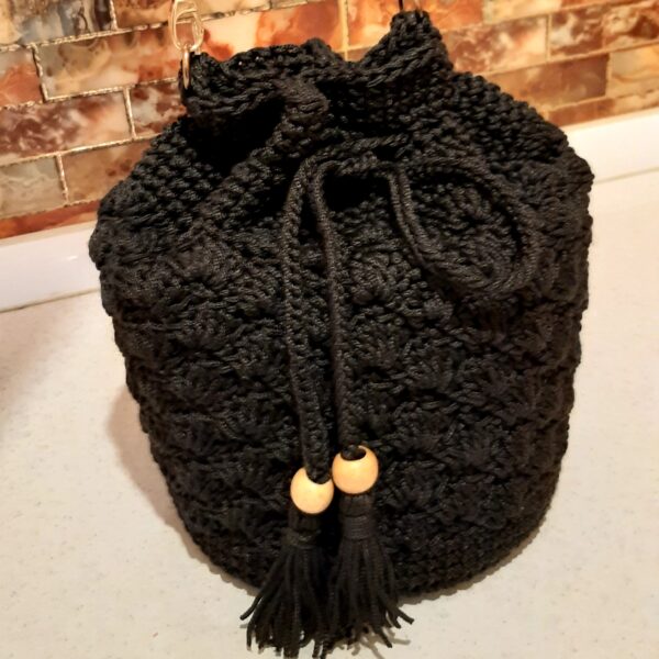 Macrame Rucksack - Handgefertigt für Frauen in Schwarz