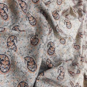 Persischer Termeh-Stoff verziert im klassischen Paisley-Design