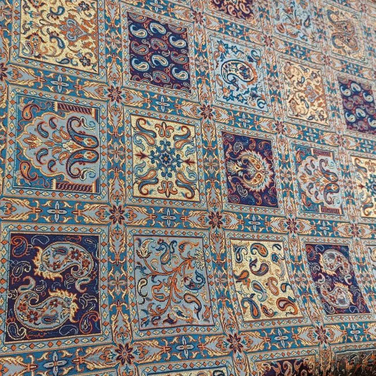 Persischer Termeh-Stoff luxuriös im Paisley-Design