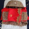 Traditionelles Kleidungsset für persische Frauen in Rot