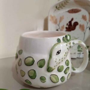 Künstlerische handgefertigte Keramiktasse – Hirsch-Design