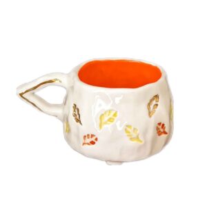 Künstlerische handgefertigte Keramiktasse – Blatt-Design
