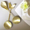 Messing Nussservierlöffel mit Blumen-Design in Gold