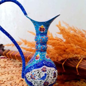 Dekorativer Krug mit Persischer Minakari-Emaille