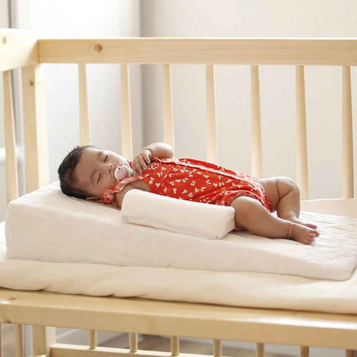 Anti-Reflux Baby Mattress with Adjustable Roll Pillows