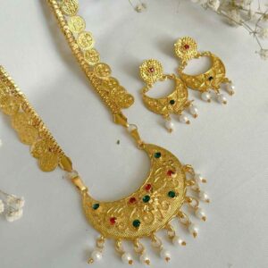 Exquisites Mehak Messing-Halsketten-Set mit Ohrringen