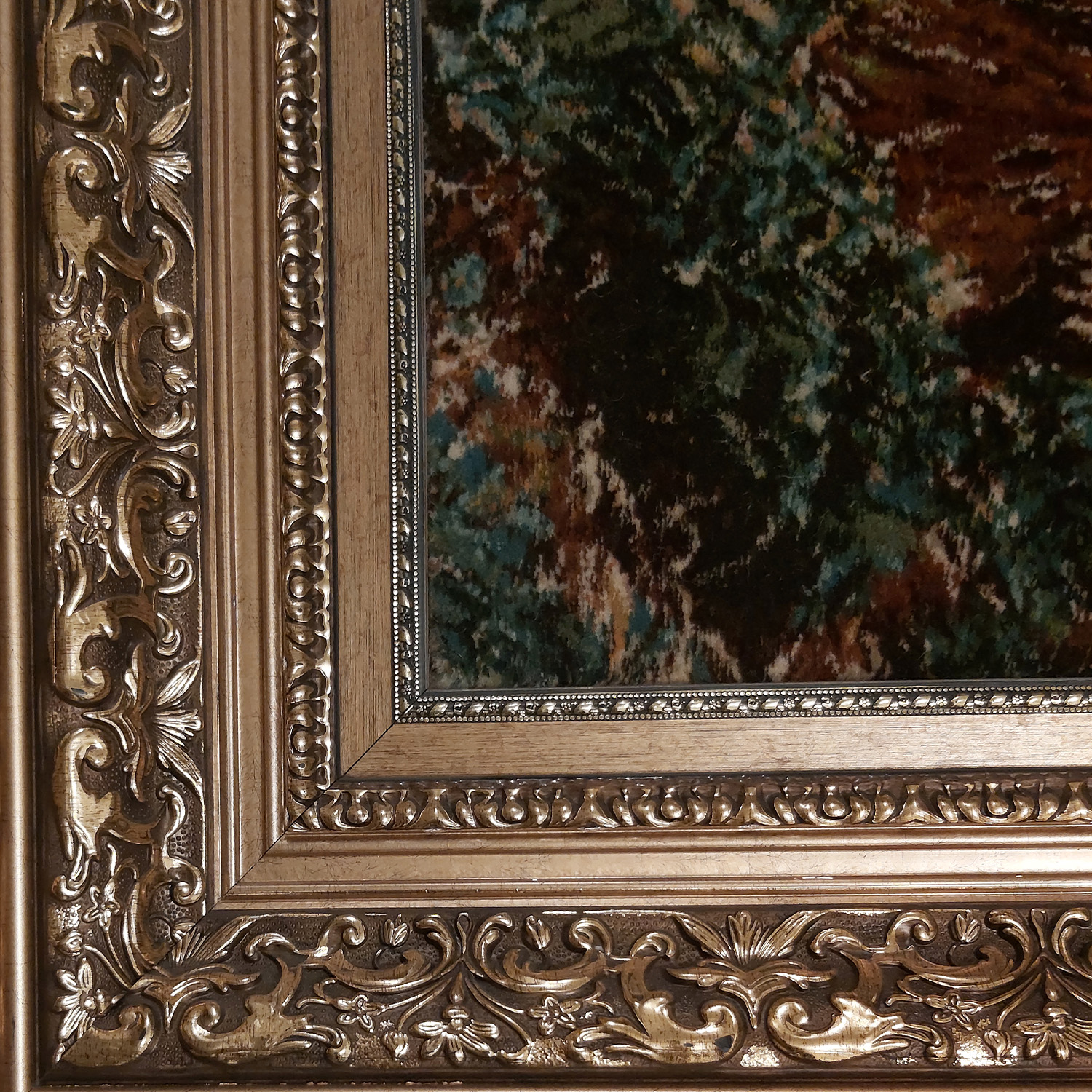 Handgeknüpfter persischer Bildteppich aus Tabriz, der eine Waldszene darstellt