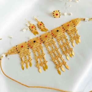 Mortasha Messing-Halsketten-Set mit Ohrringen