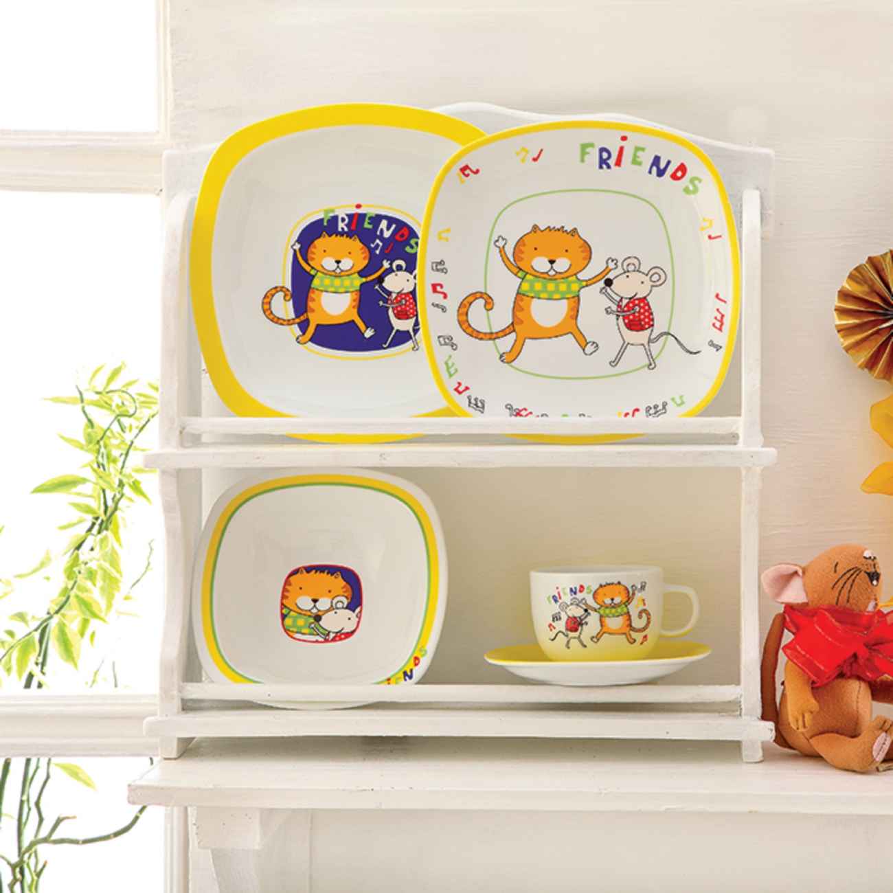 Iranisches Keramik-Mahlzeit-Set von Zarin Iran 5-teilig für Kinder – Freunde Design