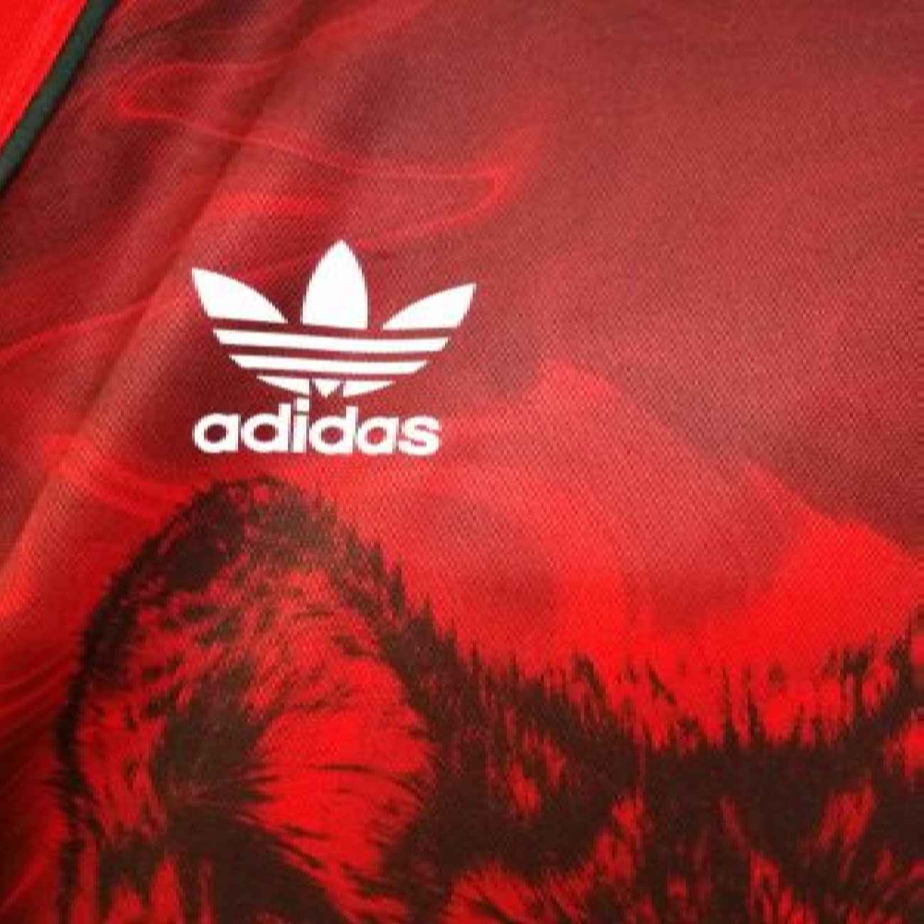 Tractor Football Club Trikot 2024 – Langlebig & stylisch mit Wolf-Design für Fans