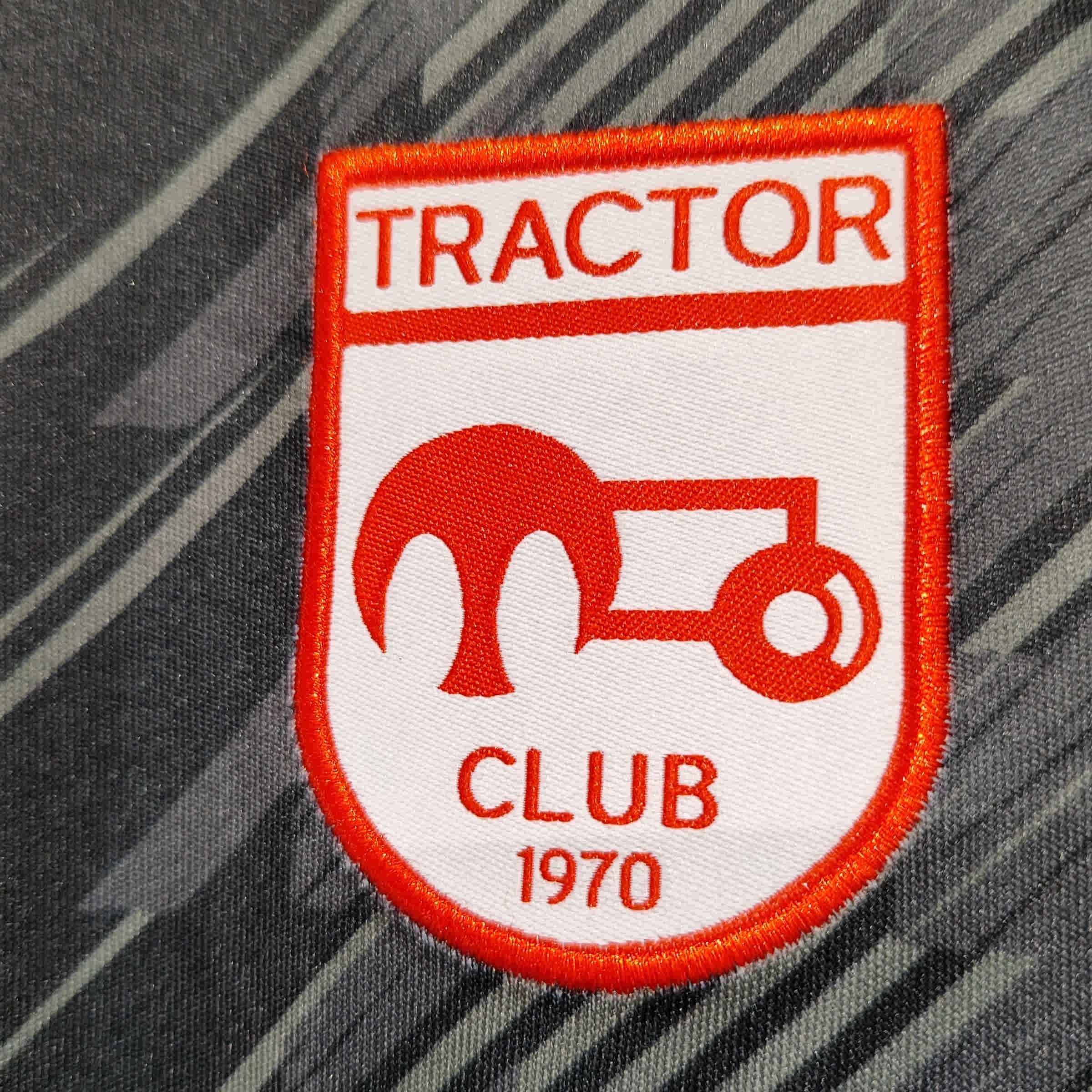 Tractor Football Club Trikot – Offiziell für wahre Tractor Sazi Fans