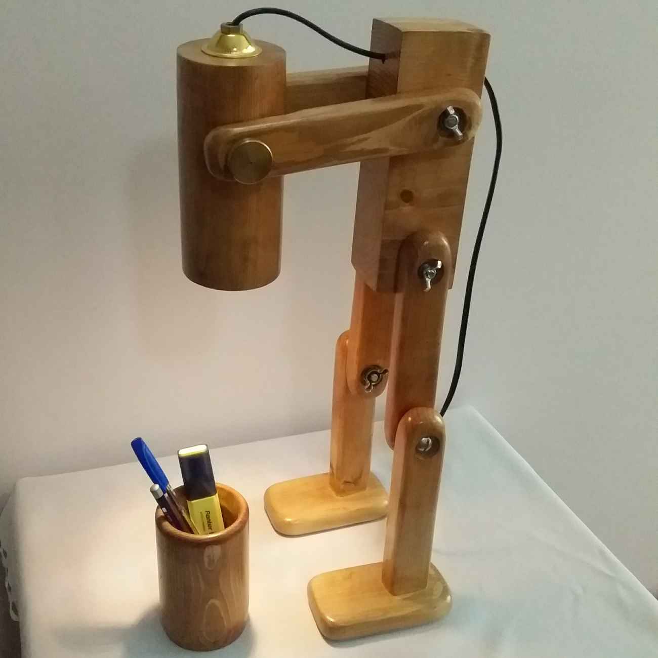 Verstellbare Holz-Schreibtischlampe mit Organizer – Ideal für Homeoffice & Studium