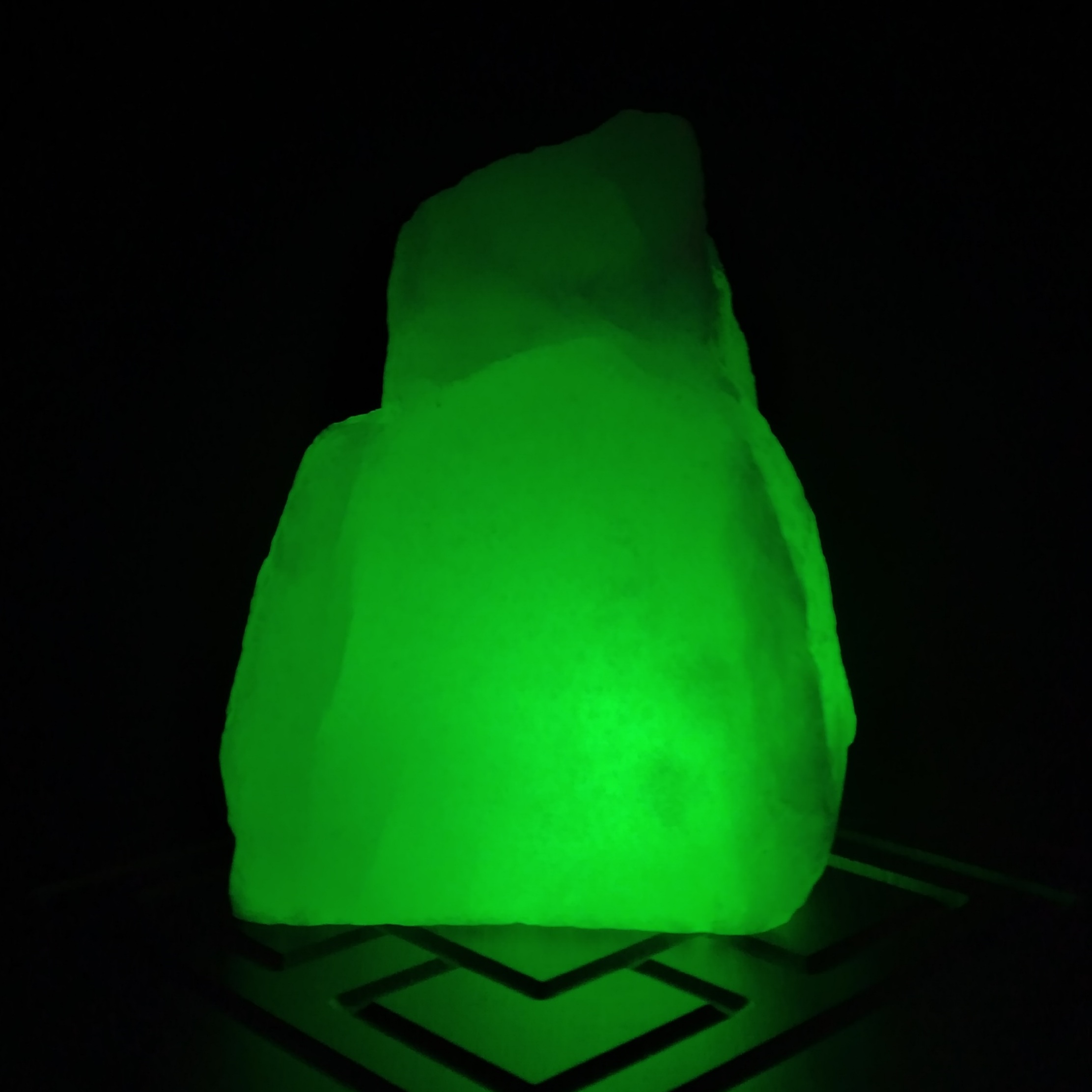 Persische Salzkristalllampe – Ideal für Meditation, Stressabbau & Dekoration